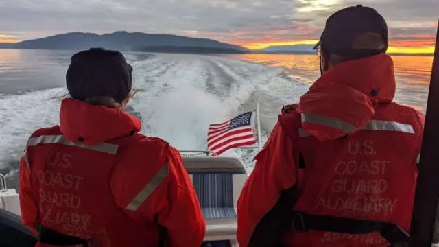 Bellingham, Wash – Flotilla boat crew members return to port after a successful patrol. US Coast Guard photo.
