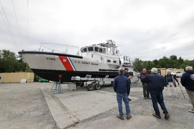 47’ Motor Life Boat SLEP tour