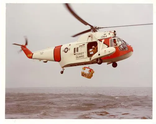 Stratford, CT – The Sikorsky HH-52A Seaguard, the first helicopter with a flying-boat hull. US Coast Guard photo.