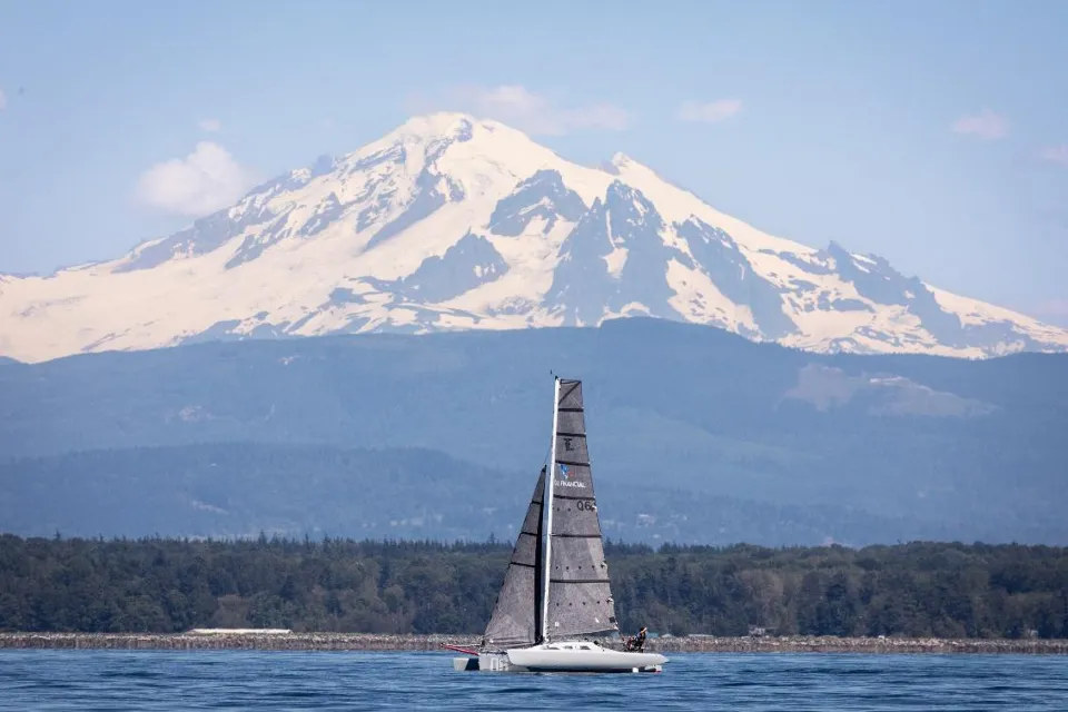 Salish Sea, Wash – Auxiliary Boat Crew provided support to the WA360 race. US Coast Guard photo by Manny Eusebio.